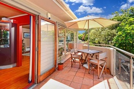 Photo of property in 1/556 East Coast Road, Windsor Park, Auckland, 0630