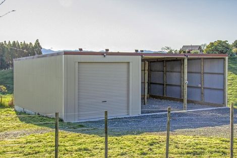 Photo of property in 89 Sutherland Drive, Martinborough, 5781