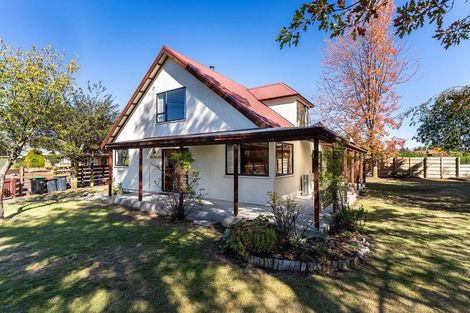 Photo of property in 33 Braemar Place, Twizel, 7901