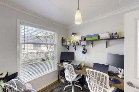 Photo of property in 15 Black Beech Street, Birchville, Upper Hutt, 5018