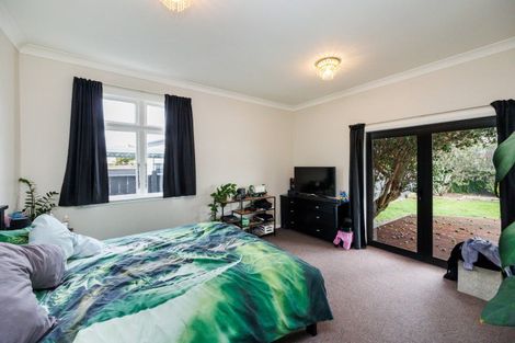 Photo of property in 60 Seddon Street, Takaro, Palmerston North, 4412