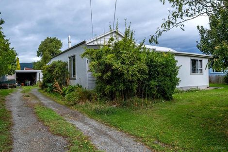 Photo of property in 35 Leonard Street, Waimate, 7924