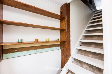 Photo of property in 43 Wyndham Road, Pinehaven, Upper Hutt, 5019