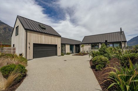 Photo of property in 1 Torridon Court, Jacks Point, Queenstown, 9371