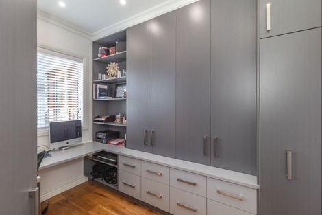 Photo of property in 15 Okarito Avenue, Levin, 5510