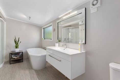 Photo of property in 140 Doon Street, Waverley, Dunedin, 9013