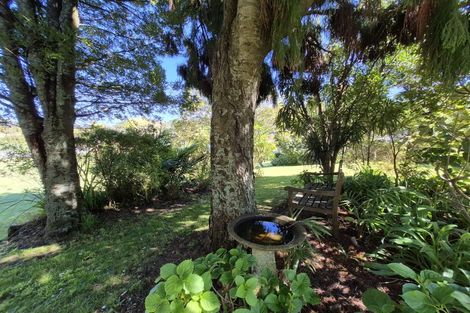 Photo of property in 85 Watt Street, Coromandel, 3506