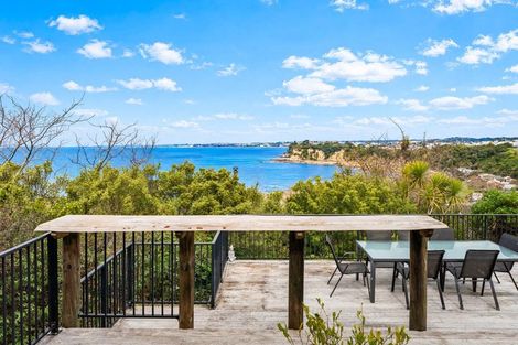 Photo of property in 73 Roberts Road, Matakatia, Whangaparaoa, 0930