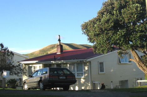 Photo of property in 177 Castor Crescent, Cannons Creek, Porirua, 5024