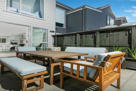 Photo of property in 47 Glidepath Road, Hobsonville, Auckland, 0616
