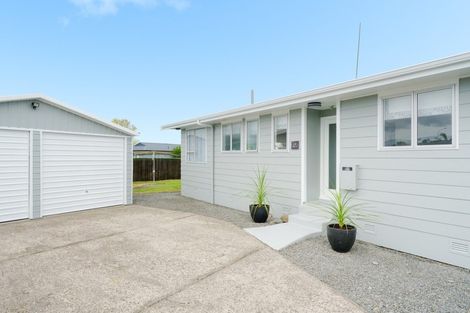 Photo of property in 14 Girven Road, Mount Maunganui, 3116