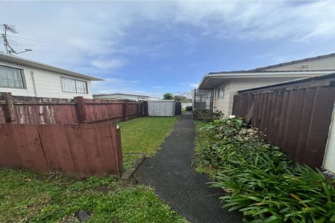 Photo of property in 2/109 Pigeon Mountain Road, Half Moon Bay, Auckland, 2012