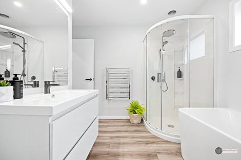 Photo of property in 11 Castletown Street, Wallaceville, Upper Hutt, 5018