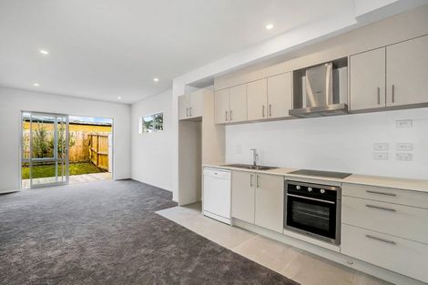 Photo of property in 48/11 Ray Small Drive, Papakura, 2110