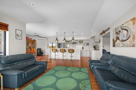 Photo of property in 317 Golden Road, Springvale, Alexandra, 9393