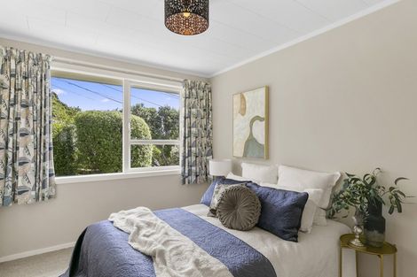 Photo of property in 18 Voltaire Street, Karori, Wellington, 6012