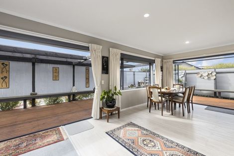 Photo of property in 14 Lakemere Way, Kinloch, Taupo, 3377