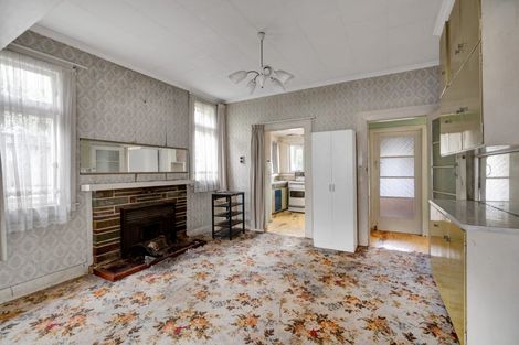 Photo of property in 86 Pioneer Road, Moturoa, New Plymouth, 4310