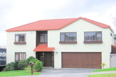 Photo of property in 15 Ponderosa Drive, Oteha, Auckland, 0632