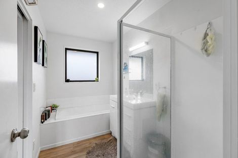 Photo of property in 1/71 Shirley Road, Shirley, Christchurch, 8013