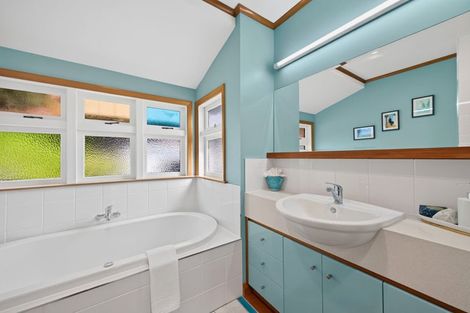 Photo of property in 242 Pohutukawa Avenue, Ohope, 3121