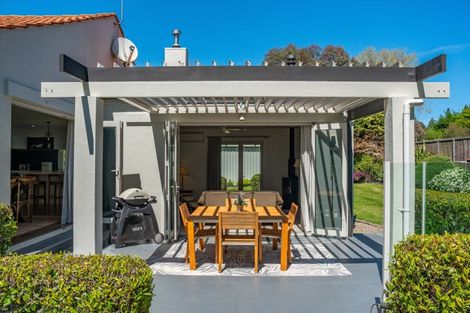 Photo of property in 66 Gillespie Place, Acacia Bay, Taupo, 3385