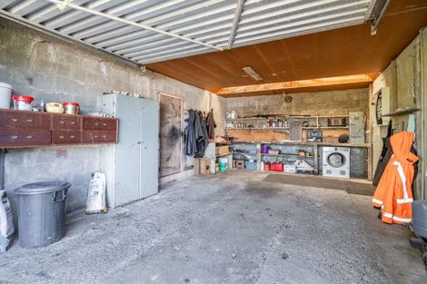 Photo of property in 60 Mccaughan Street, Browns, Winton, 9782