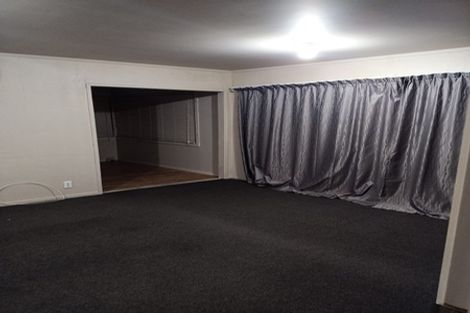 Photo of property in 30 Sunvue Road, Glen Eden, Auckland, 0602