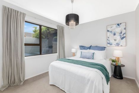 Photo of property in 55 Kahu Road, Paremata, Porirua, 5024