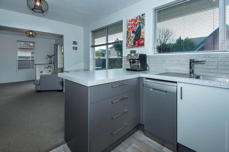 Photo of property in 16b Broadfell Avenue, Avonhead, Christchurch, 8042