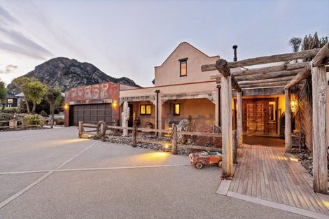 Photo of property in 9 Balneaves Lane, Albert Town, Wanaka, 9382