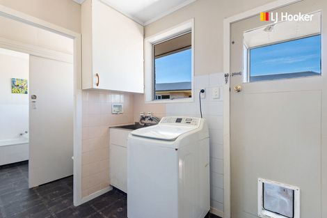 Photo of property in 10 Walton Park Avenue, Fairfield, Dunedin, 9018