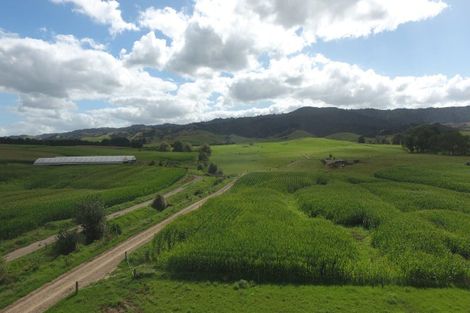 Photo of property in 1337 East Coast Road, Whakatiwai, Pokeno, 2473