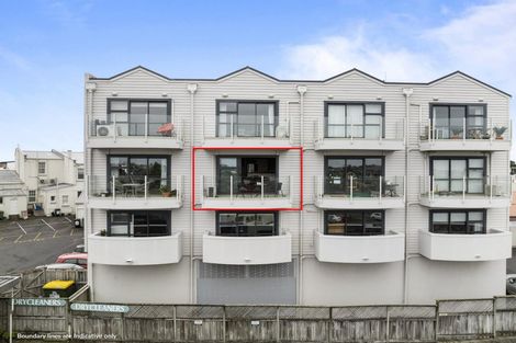 Photo of property in 13/5 Cook Street, Howick, Auckland, 2014