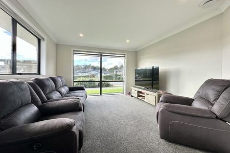 Photo of property in 23 Hopkirk Avenue, Wallaceville, Upper Hutt, 5018