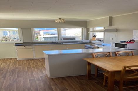 Photo of property in 70 Winchester Street, Levin, 5510