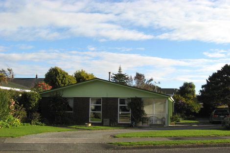Photo of property in 30 Burn Street, Levin, 5510