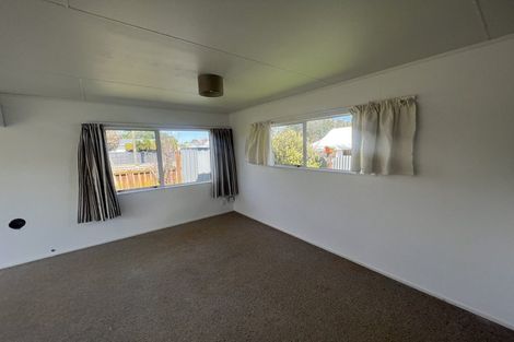 Photo of property in 16a Mako Mako Road, Levin, 5510