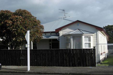 Photo of property in 27 Rhodes Street, Carterton, 5713