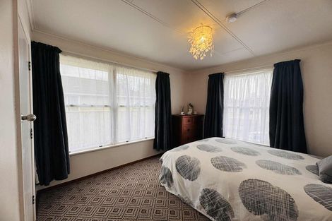 Photo of property in 17a Seddon Street, Takaro, Palmerston North, 4412