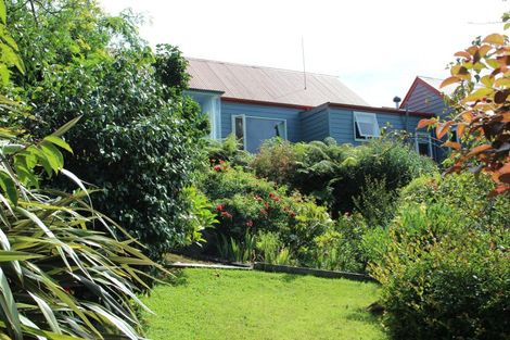 Photo of property in 37 Abbotsford Road, Waipawa, 4210