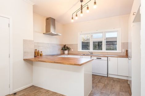 Photo of property in 170 Petrie Street, Richmond, Christchurch, 8013