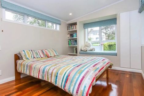 Photo of property in 42 Line Road, Glen Innes, Auckland, 1072