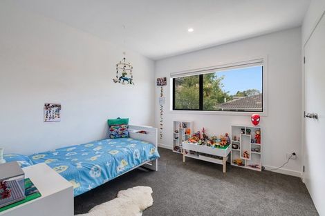 Photo of property in 3a Gladys Avenue, Glenfield, Auckland, 0629