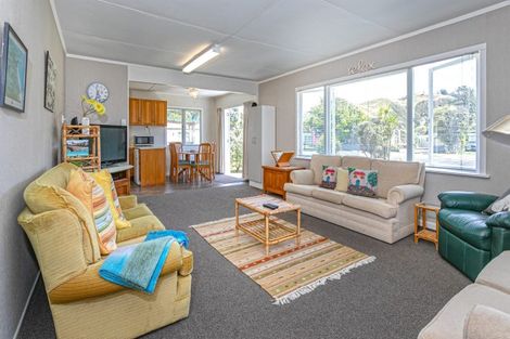 Photo of property in 35 Marlin Place, Whiritoa, Whangamata, 3691