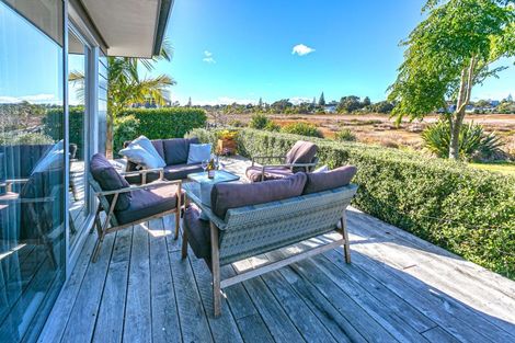 Photo of property in 40 Tairua Palms Place, Tairua, 3508