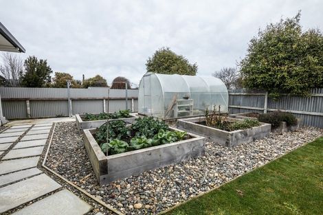 Photo of property in 32 Hillary Street, Winton, 9720