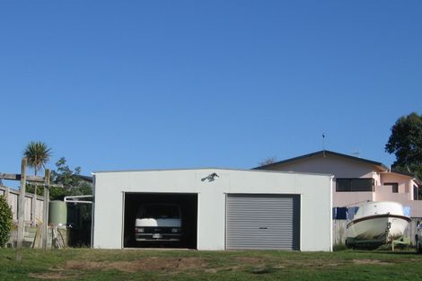 Photo of property in 4 Campbell Avenue, Paraparaumu, 5032