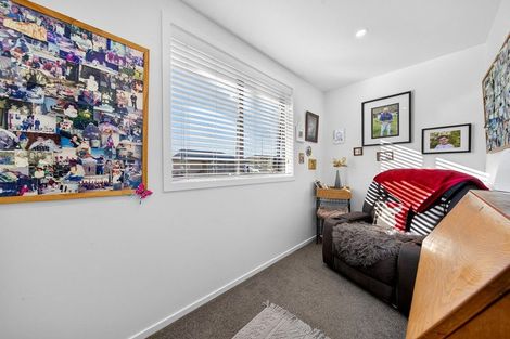 Photo of property in 23 Tarata Grove, Lansdowne, Masterton, 5810