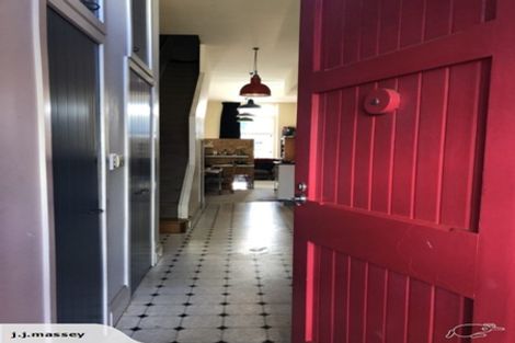 Photo of property in 6/245 Adelaide Road, Newtown, Wellington, 6021